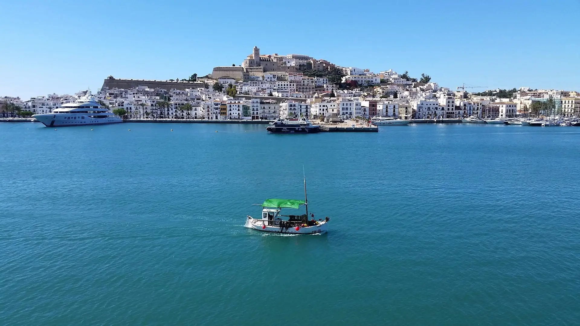 Ein Spaziergang durch Dalt Vila